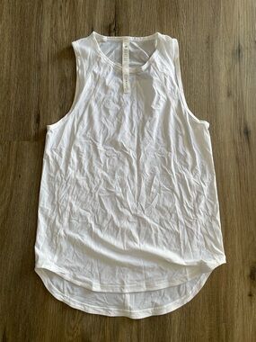Lululemon tank top size 4